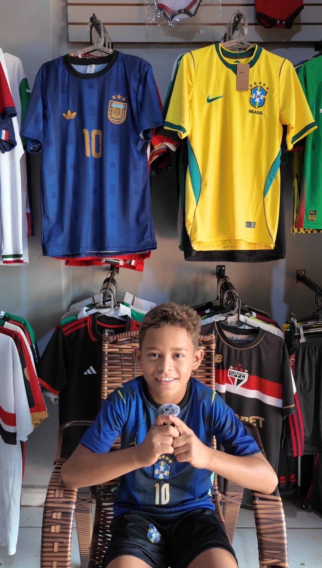 Foto 1 - Menino de Iturama é convocado para torneio internacional de futebol na Argentina